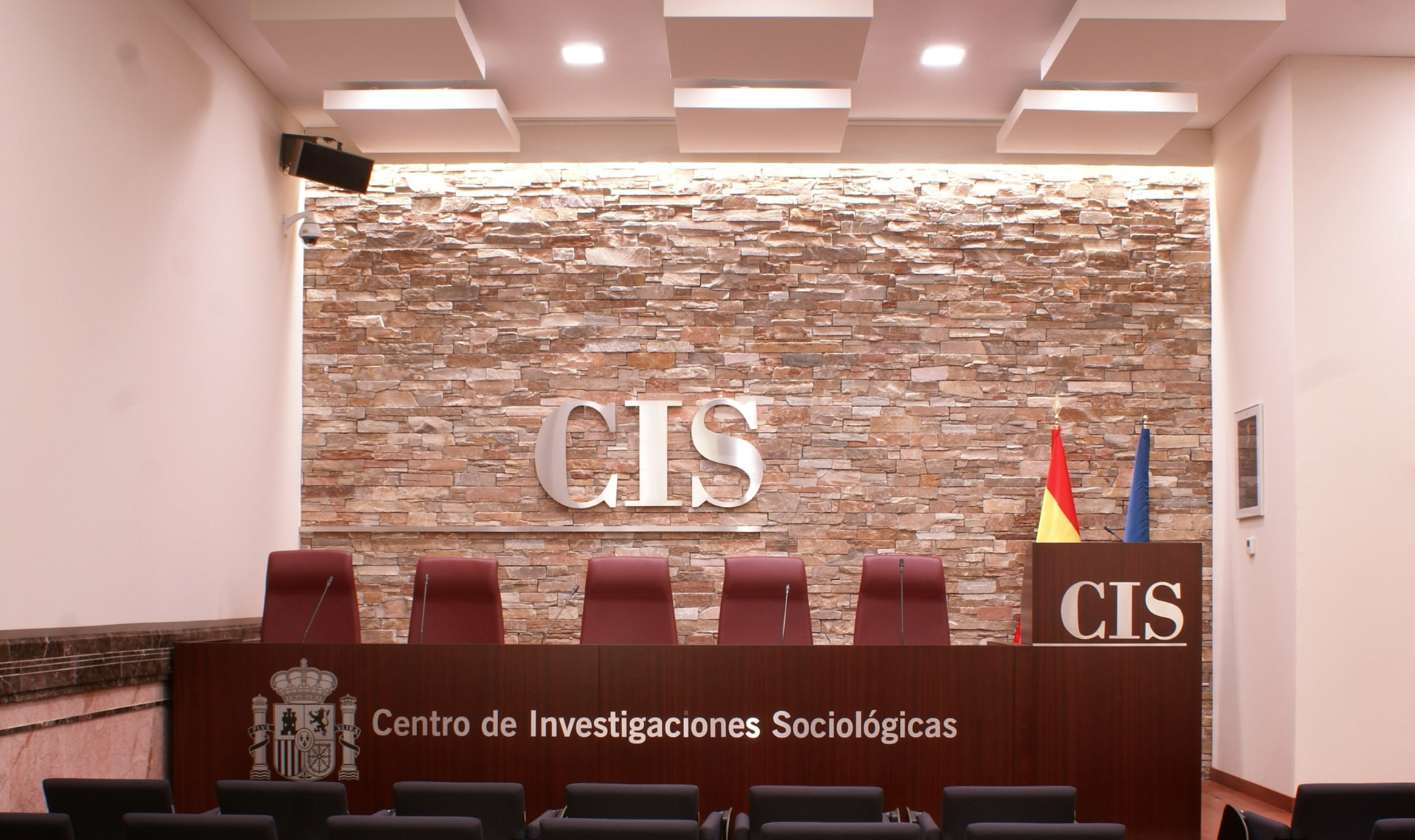3.-CIS